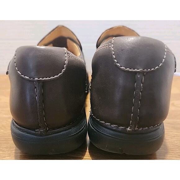 Clarks Womens Shoes Brown Leather Size 8.5 M Slip On Comfort Unstructured Loop - Picture 6 of 11